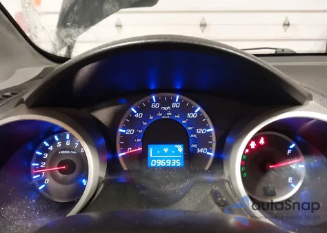 2011 Honda Fit Sport z USA, uszkodzony, nr VIN JHMGE8H58BC003453